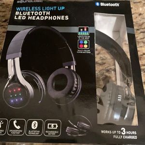 Wireless Bluetooth Headphones